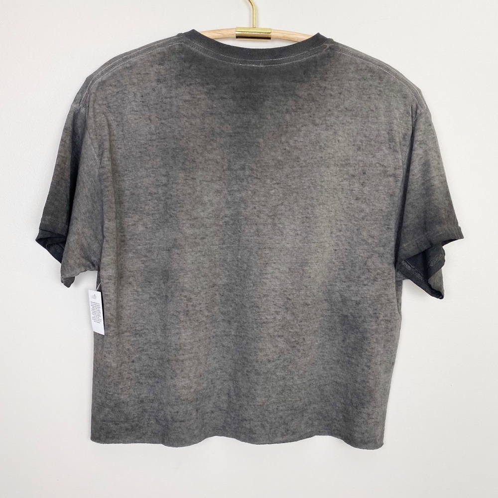 THE BEATLES Graphic Band Tee Cropped Distressed - Picture 3 of 5